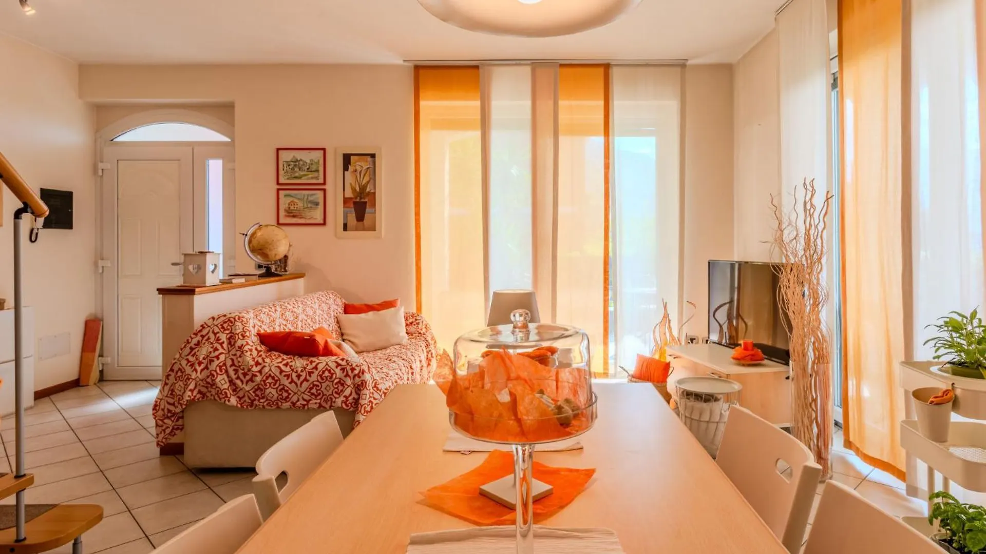 Holiday Home Aurora By Interhome Colico 0*,  Italien